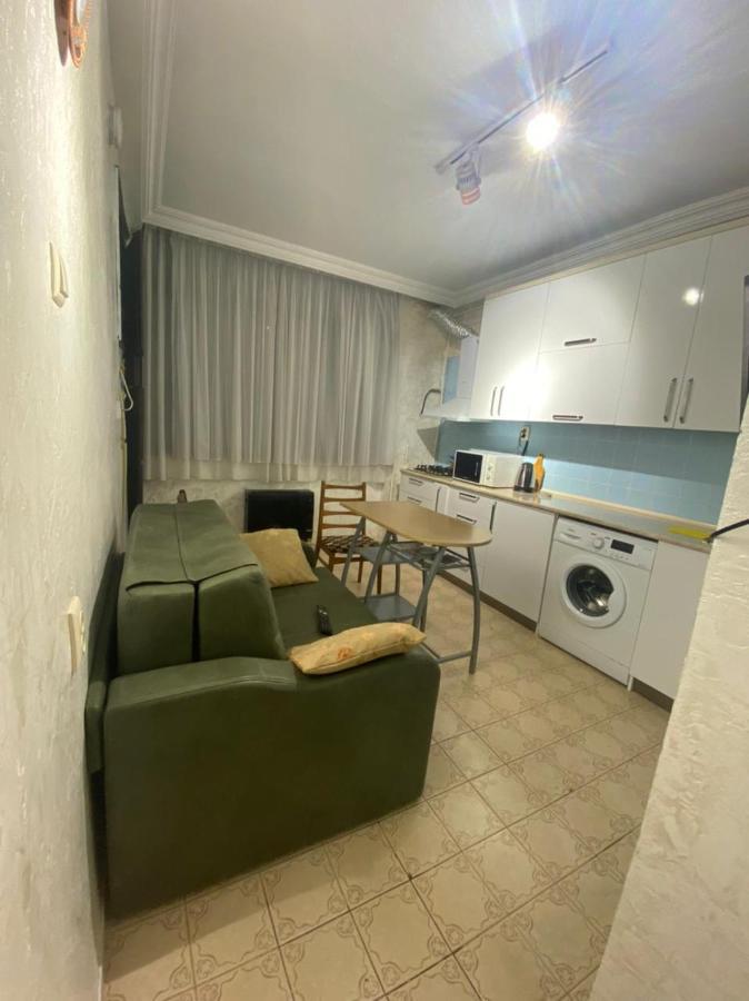 Apartment Ge Zvezda Batumi Kültér fotó