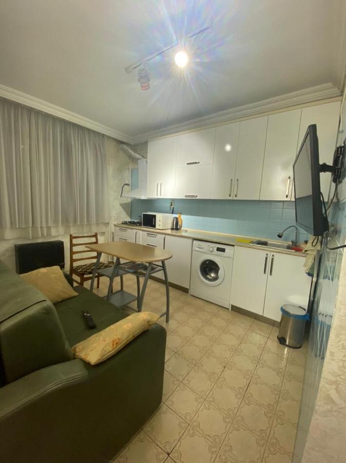 Apartment Ge Zvezda Batumi Kültér fotó